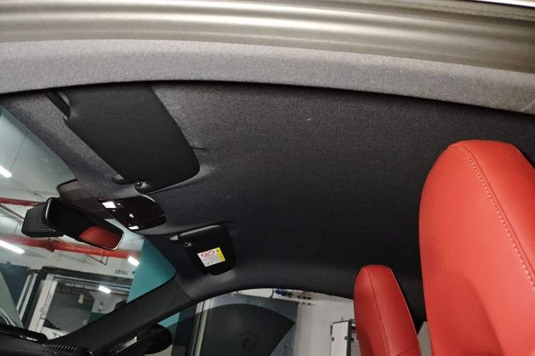 Used Porsche 718 2022 Cayman T 2.0T Headliner