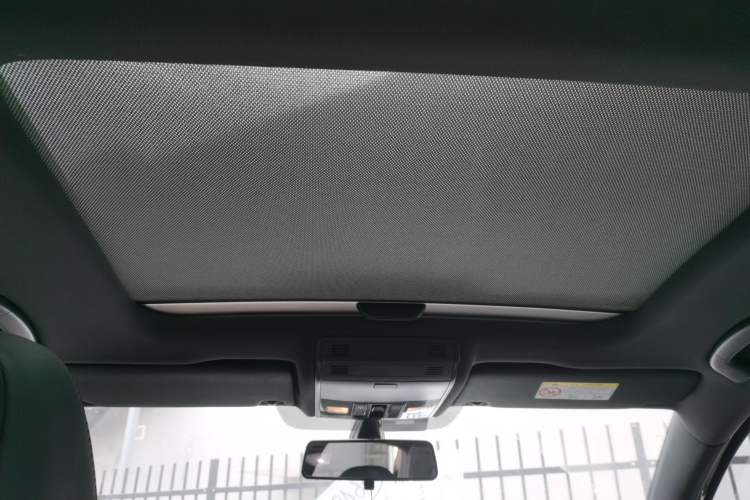 Used Volkswagen Golf 2020 Charming Edition 280TSI DSG R-Line Headliner