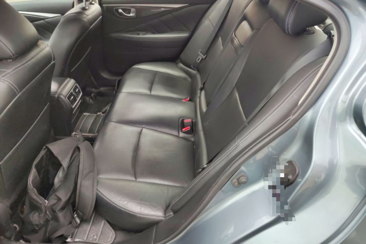 Used Infiniti Q50 2014 2.0T Comfort Edition
