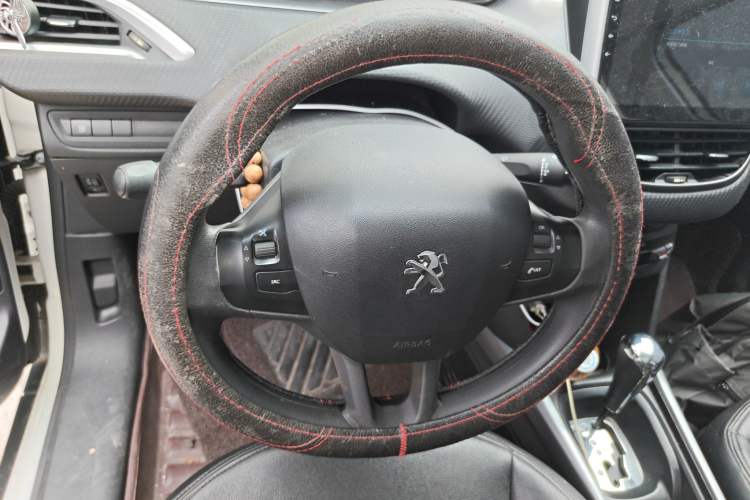 Used Peugeot 2008 2014 1.6L Automatic Fashion Edition