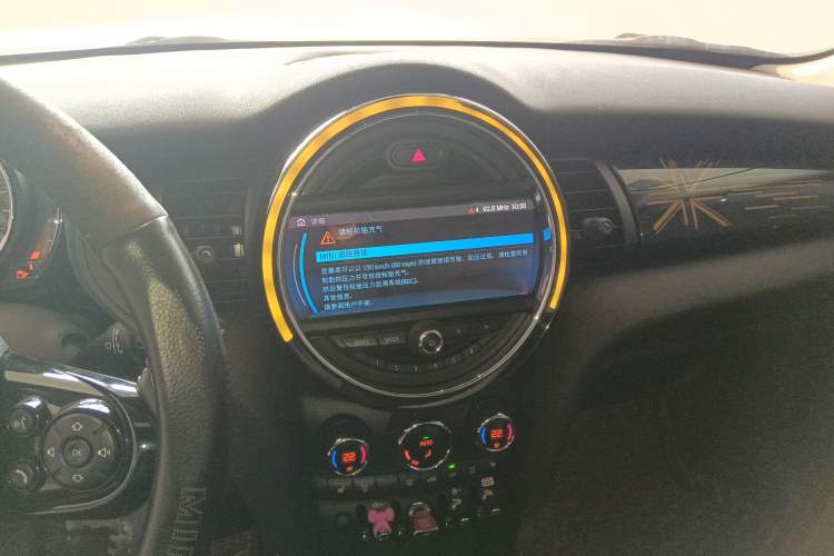 Used MINI MINI 2019 1.5T COOPER Artist
