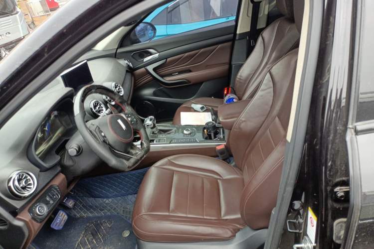 Used Wey VV7 2017 2.0T Flagship Model Left Front Seat