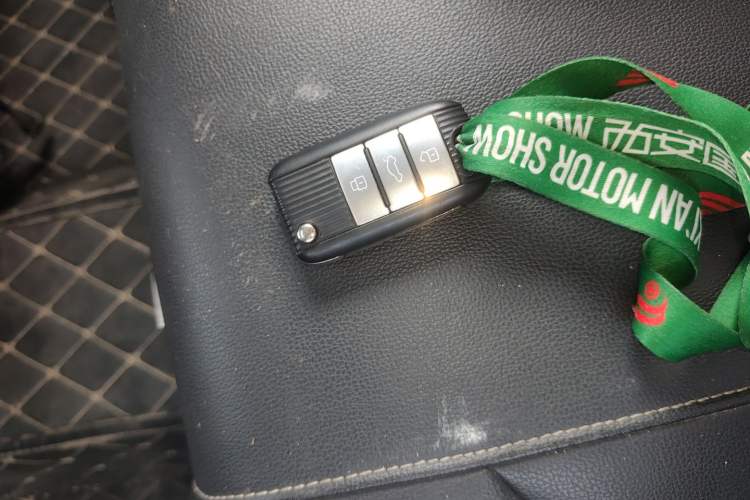 Used Roewe i6 New Energy 2017 45T Hybrid Connect & Smart Enjoyment Edition