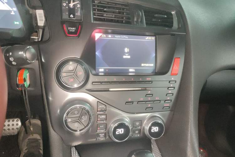 Used DS 5 2014 1.6T Luxury Edition THP200