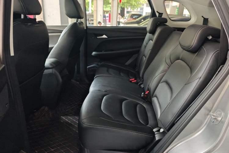 Used Baojun 530 2020 1.5T CVT Luxury Connected Version 7 Seats