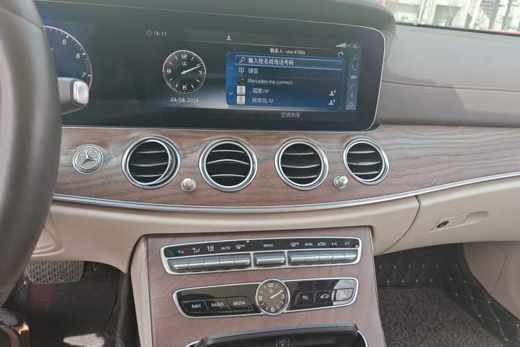 Used Mercedes-Benz E-Class 2019 E 300 L Stylish Model Audio And AC Panel