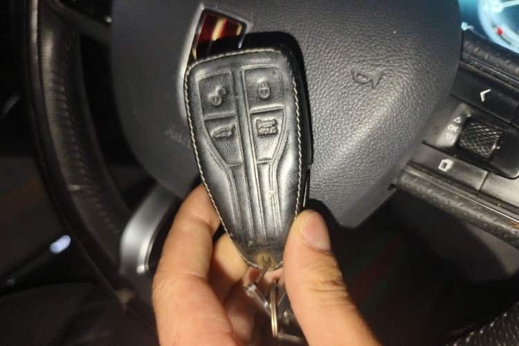 Used Hongqi HS5 2019 2.0T Smart Connect Flagship Edition Vehicle Key