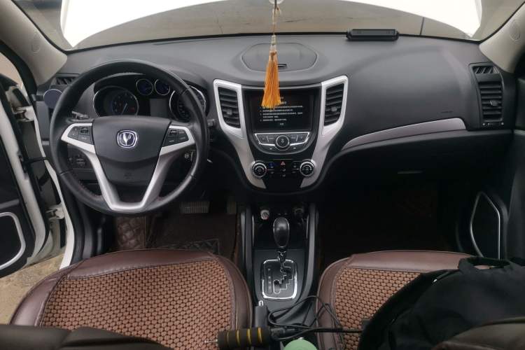 Used Changan CS35 2016 1.6L Automatic Luxury Model China IV Standard
