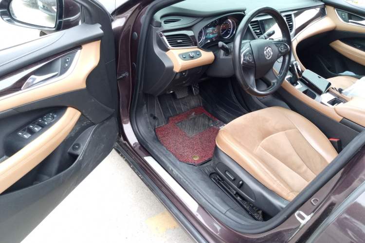 Used Buick LaCrosse 2016 20T Elite Edition Driver Seat