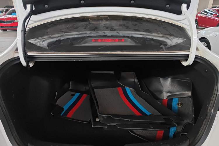 Used Changan Alsvin 2018 1.5L DCT Luxury Model China V Standard