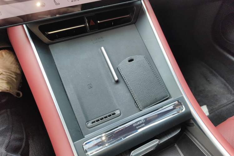 Used Hima Luxeed S7 2024 Max Rear-Drive Long-Range Intelligent Driving Version