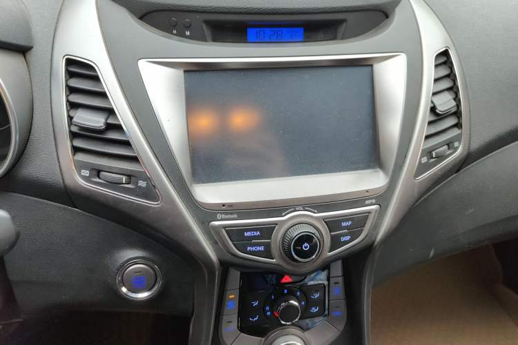 Used Hyundai Elantra (5th Generation / Langdong) 2013 1.6L Automatic Leading Model