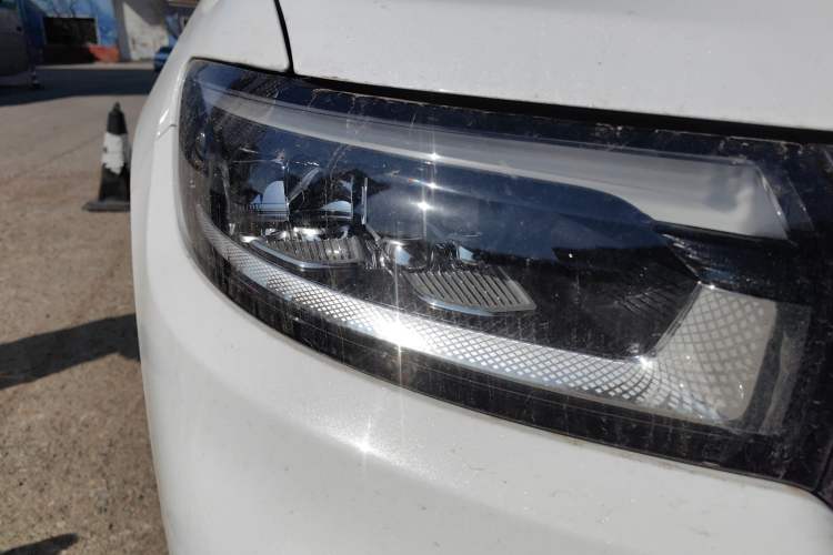 Used Jeep Grand Commander 2022 2.0T Four-Wheel Drive Luxury Edition
