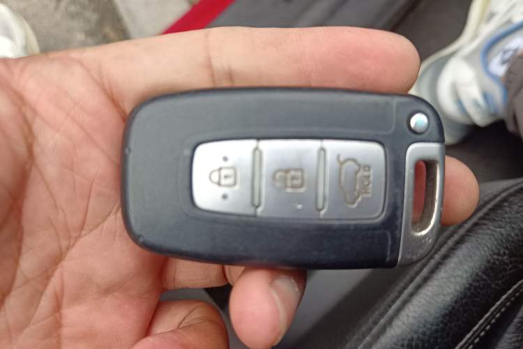 Used Hyundai Veloster 2011 1.6L Automatic Flagship Edition