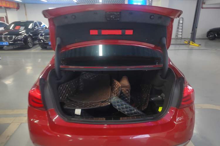 Used BMW 3 Series 2019 320Li Fashion Model
