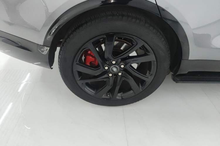 Used Land Rover Discovery 2021 360 PS R-Dynamic SE