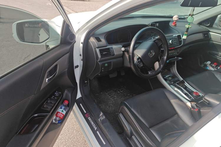 Used Honda Accord 2016 Hybrid 2.0L Sharp Edition
