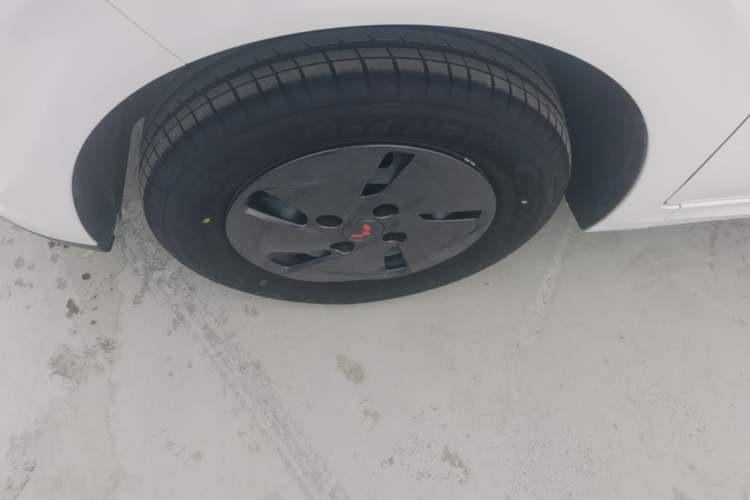 Used Wuling Hongguang New Energy 2024 All-Electric Model 300KM Practical Version