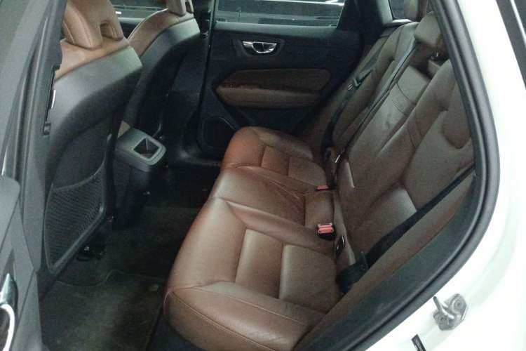 Used Volvo XC60 2020 T5 4x4 Zhiyi Luxury Edition
