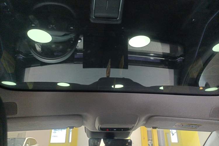 Used XPeng G6 2025 625 Long-Range Max Flagship Edition Headliner