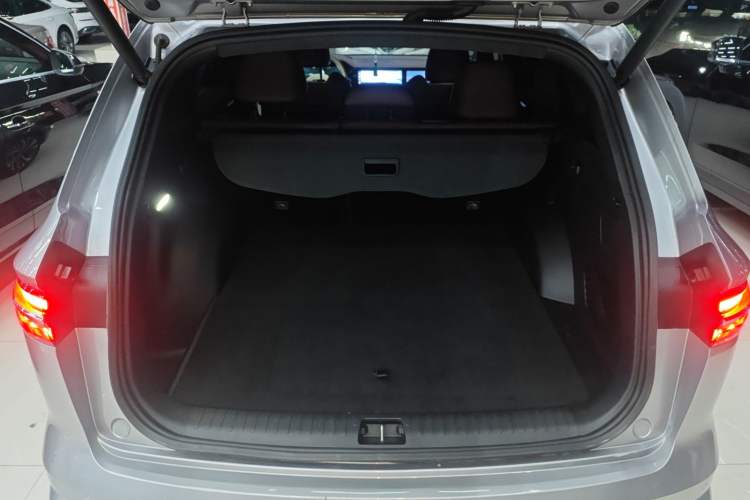 Used Geely Auto Monjaro L 2021 2.0TD DCT EVO Two-Wheel Drive Smart Luxury Version
