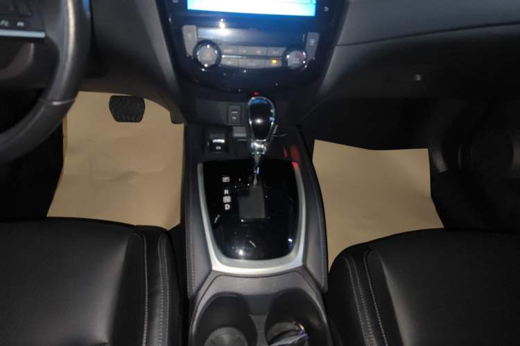 Used Nissan X-Trail 2019 2.0L CVT Smart Connect Comfort Edition 2WD
