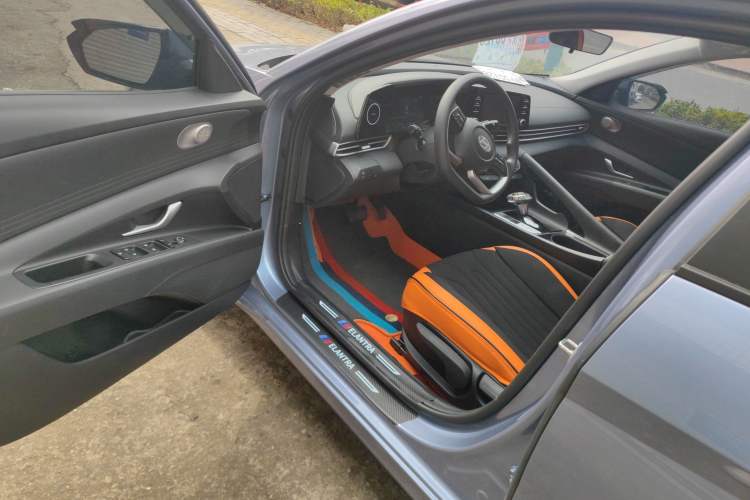 Used Hyundai Elantra 2023 1.5L CVT GLS Leading Edition
