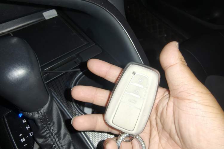 Used Toyota Camry 2021 2.0S FENGSHANG Edition