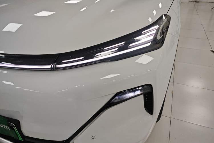 Used Geely Galaxy Galaxy Xingjian 7 EM-i 2025 120km Exploration+ Version