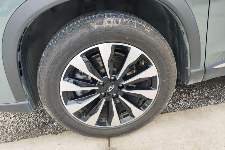 Used Chery Tiggo 8 PLUS 2025 290TGDI DCT Prestige 5-Seater
