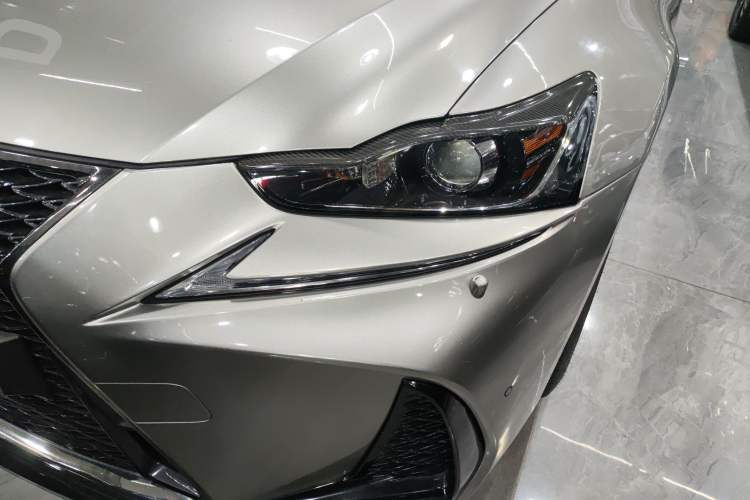 Used Lexus IS 2017 300 FENGSHANG Edition