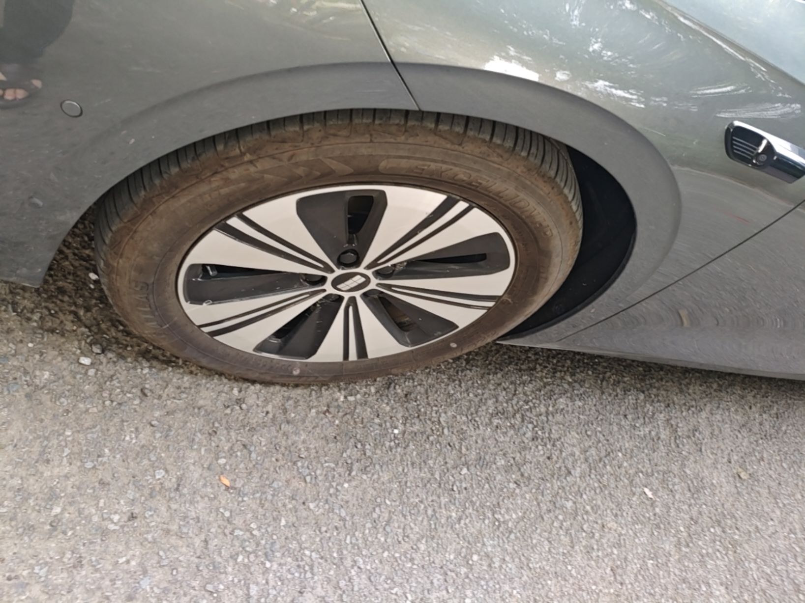Geely Galaxy A7 2025 Model EM-i 150km Exploration+ Edition — снимка 10