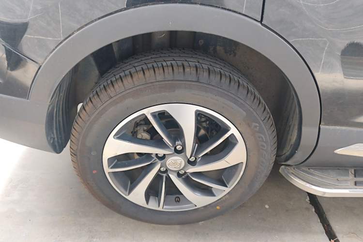 Used Baojun 560 2016 1.8L Manual Luxury Edition