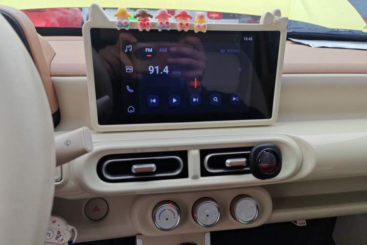 Used Wuling Hongguang MINIEV 2024 3rd Generation 215km Advanced Version
