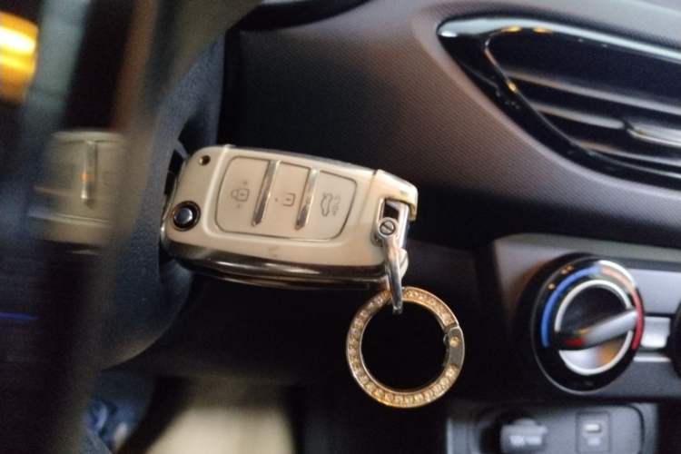 Used Hyundai Celesta 2017 1.6L Automatic Enjoyment Version GLS
