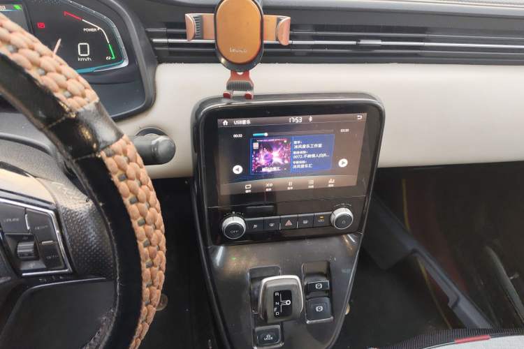 Used ORA iQ 2018 High-Range Version Smart Connectivity Model
