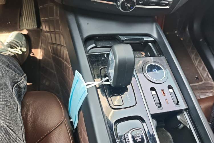 Used Volvo XC60 2023 B5 4x4 Smart Luxury Edition
