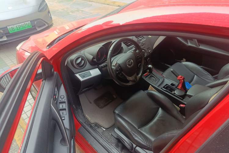 Used Mazda 3 2011 Sedan 2.0L Automatic Luxury Model
