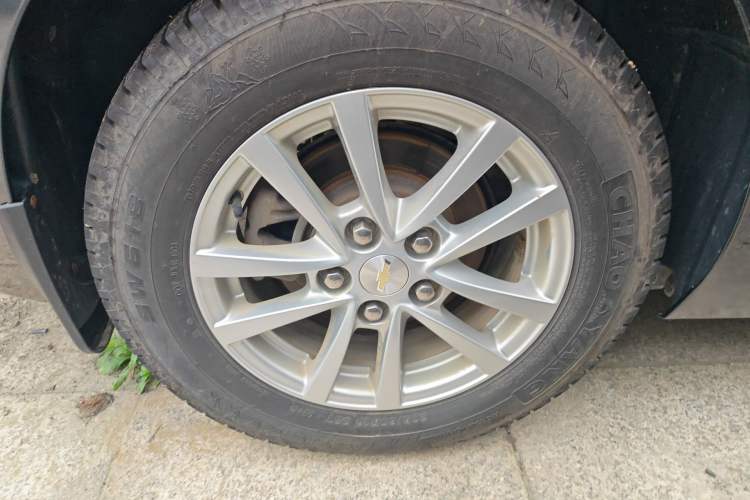 Used Chevrolet Malibu 2018 530T Automatic Fashion Edition Right Rear Wheel Hub