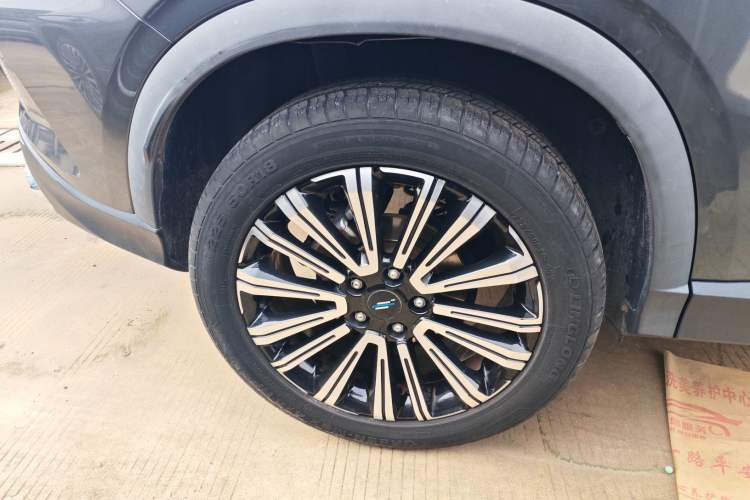 Used CHANGAN OSHAN X5 2021 1.5T DCT Luxury Edition Right Rear Wheel Hub