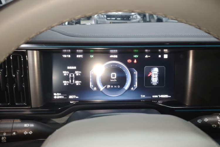 Used Formula Leopard Leopard 5 2023 Explore Edition
