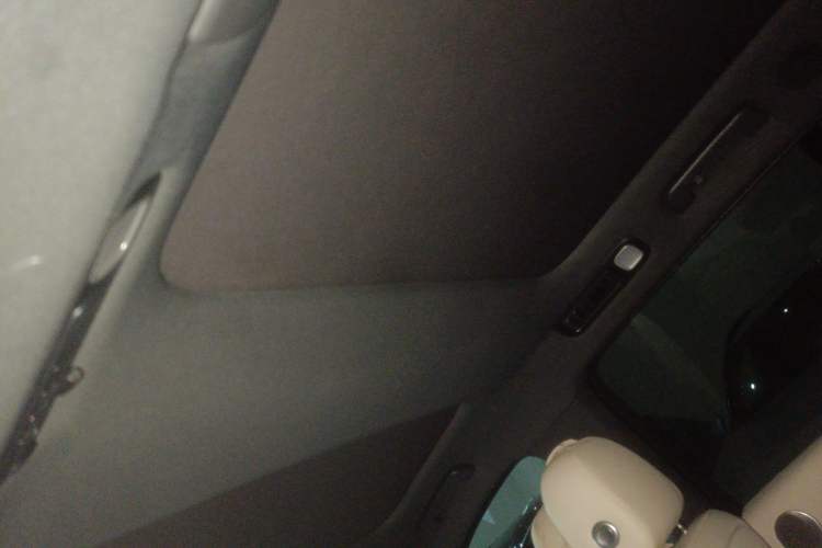 Used Li Auto L8 2024 Pro Model
