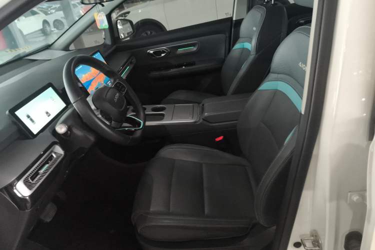 Used AION Y 2023 Plus 510 Smart Edition
