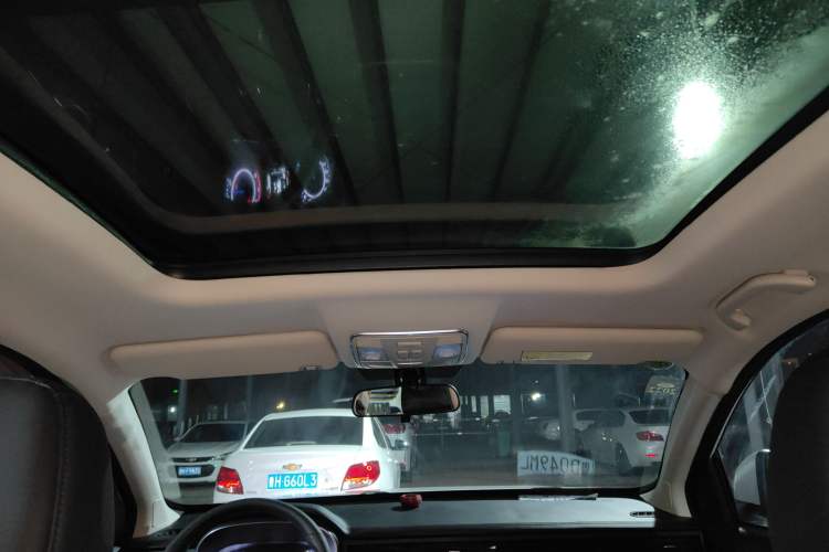 Used Sinotruk VGV U70 2020 1.5T Automatic Smart Luxury 7-Seater
