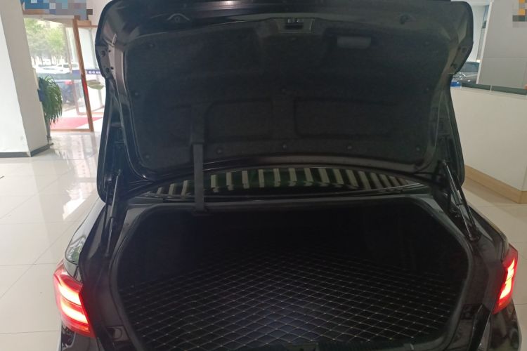 Used Toyota Crown 2015 2.5L Smart Edition
