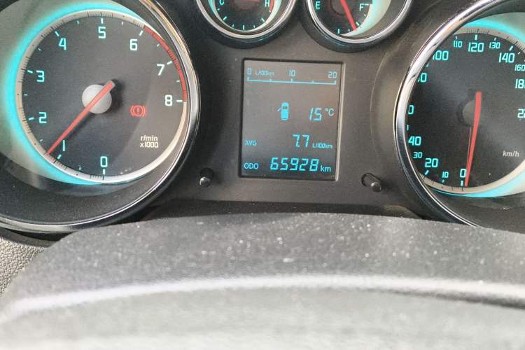 Used Changan CS35 2015 1.6L Manual Luxury Model China V Standard
