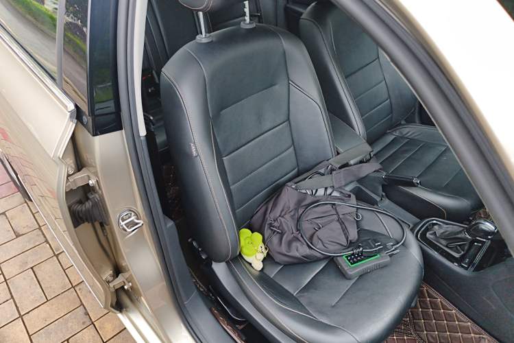 Used Volkswagen Bora 2017 1.6L Automatic Comfort Model Right Front Seat