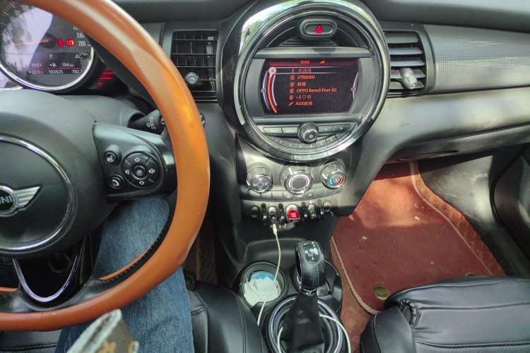 Used MINI 2016 1.5T COOPER Five-Door Edition
