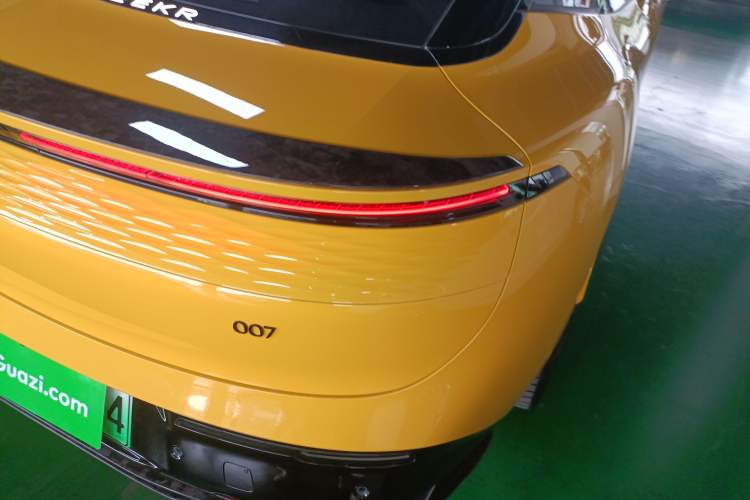 Used Zeekr 007 2024 Four-Wheel-Drive Performance Version 100 kWh
