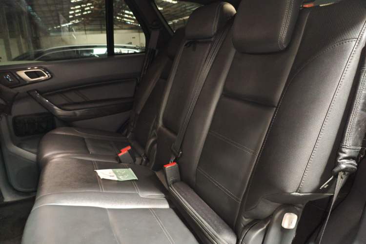 Used Ford Everest 2017 2.0T Gasoline Automatic 4x4 Flagship Edition 7 Seats